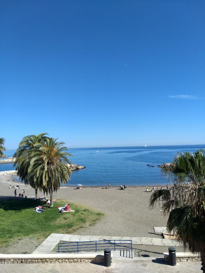 Apartments-Oilan11 - Estudios En Primera Linea De Playa Pedregalejo マラガ エクステリア 写真